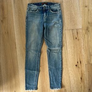 Joe's Jeans Skinny Ankle / 25
